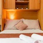 Le Ek Cozy - Two Bedroom 1 Διαμέρισμα Vir