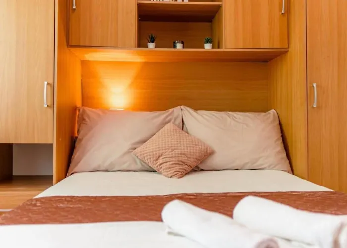 Le Ek Cozy - Two Bedroom 1 Appartement Vir