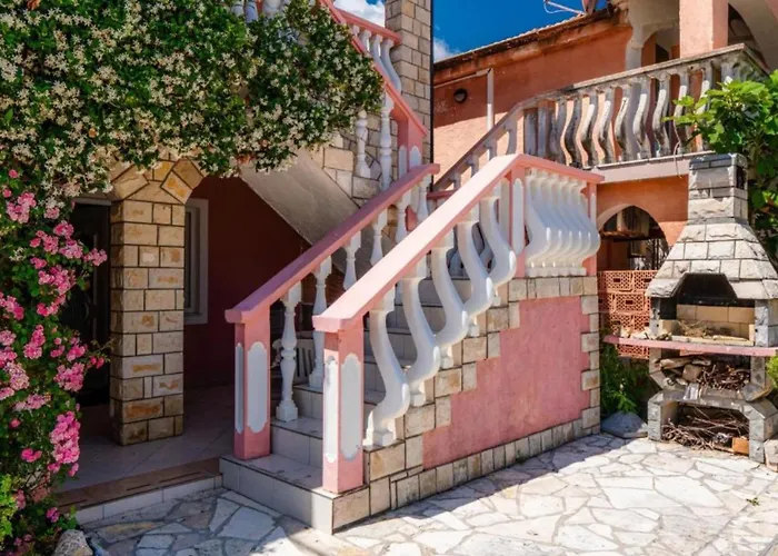 Le Ek Cozy - Two Bedroom 1 *
